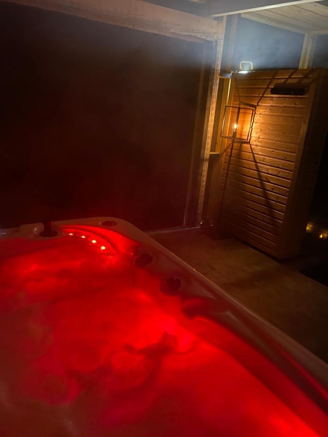 Loveyou Villalunoterie Futuroscope Piscine Spa 4Pers Oyre Exterior photo